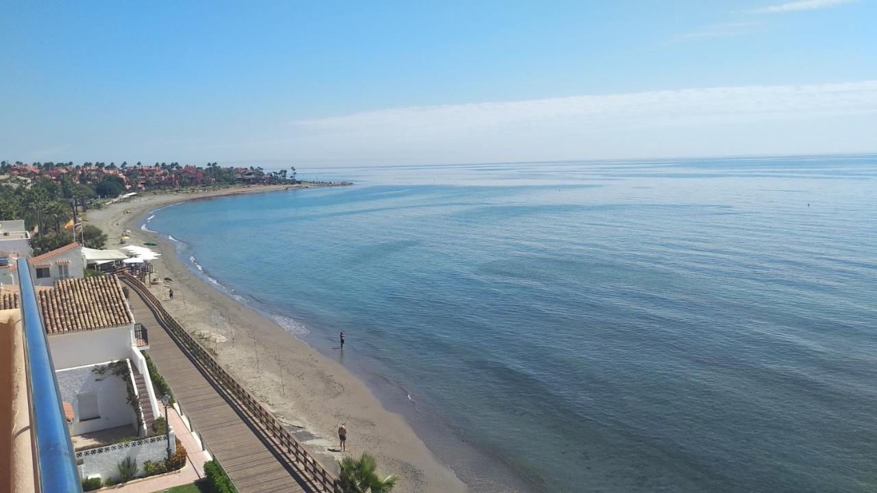 Casa Cachita-En 1ª Linea De Playa Apartment Estepona Ngoại thất bức ảnh