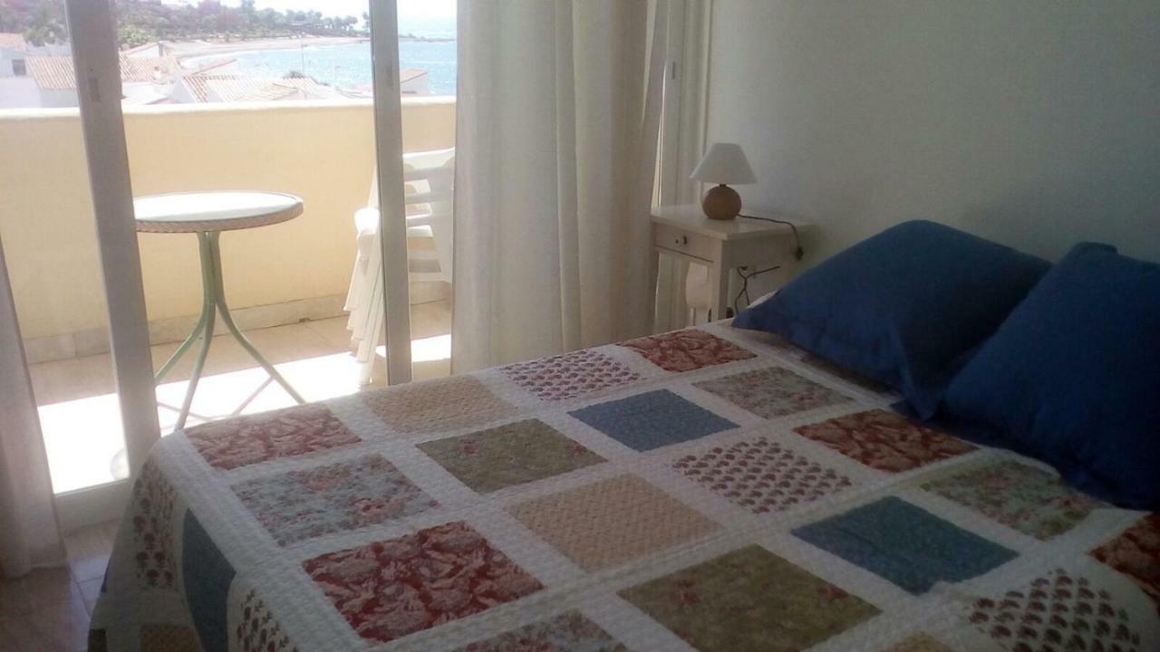 Casa Cachita-En 1ª Linea De Playa Apartment Estepona Ngoại thất bức ảnh