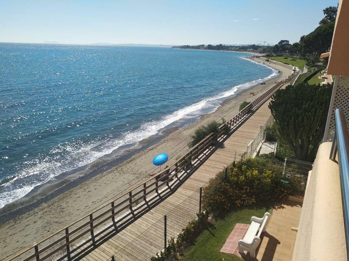Casa Cachita-En 1ª Linea De Playa Apartment Estepona Ngoại thất bức ảnh
